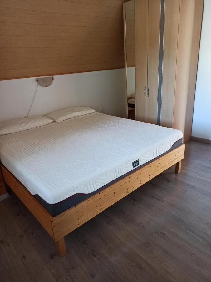 Aniko Apartmanhaz Balatonföldvár 外观 照片