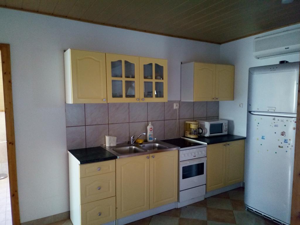 Aniko Apartmanhaz Balatonföldvár 外观 照片